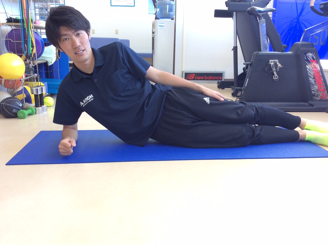 ある日 突然おそってくる肩の痛み これって五十肩 四十肩 パート２ アシスト鍼灸整骨院 磐田 アーチフィジカルケアグループ